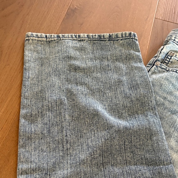 The Children's Place Light Blue Jeans - Picture 6 of 6